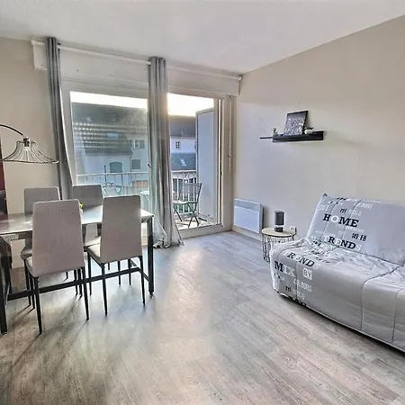Annonce Professionnelle. Proche Et Commerces, 2 Personnes * Hardelot-Plage